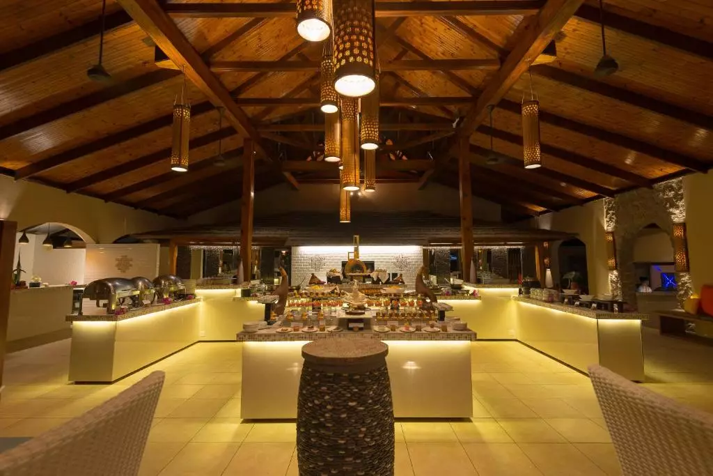 Coco de Mer Hotel and Black Parrot Suites